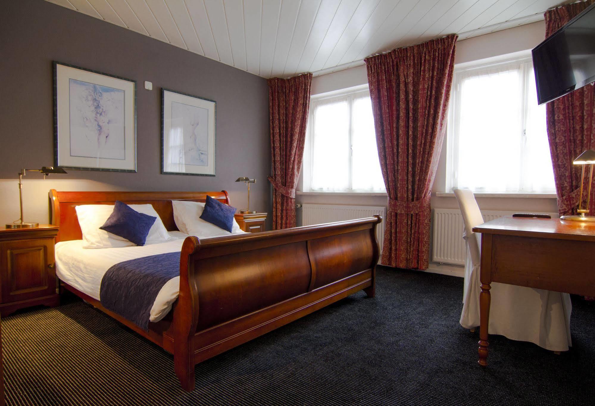 Hotel Boer Goossens Den Dungen エクステリア 写真